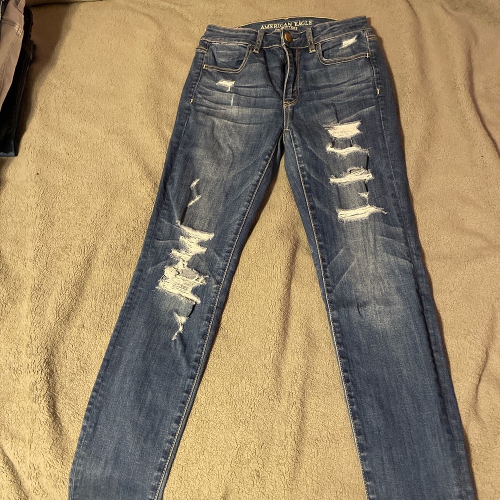 american eagle ripped jeans